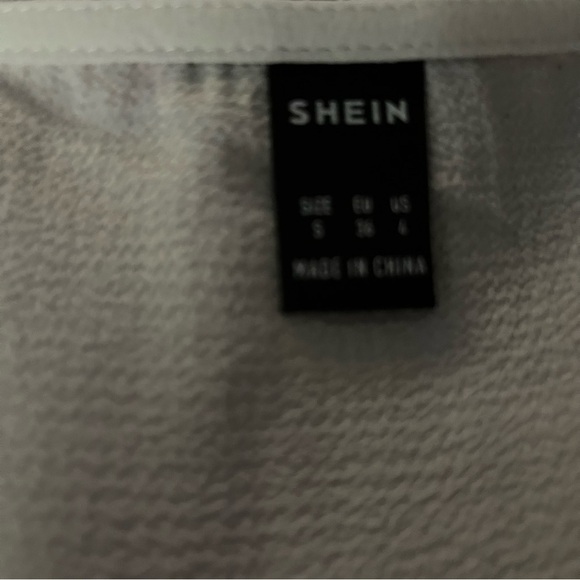 SHEIN Top Size Small - Picture 5 of 5